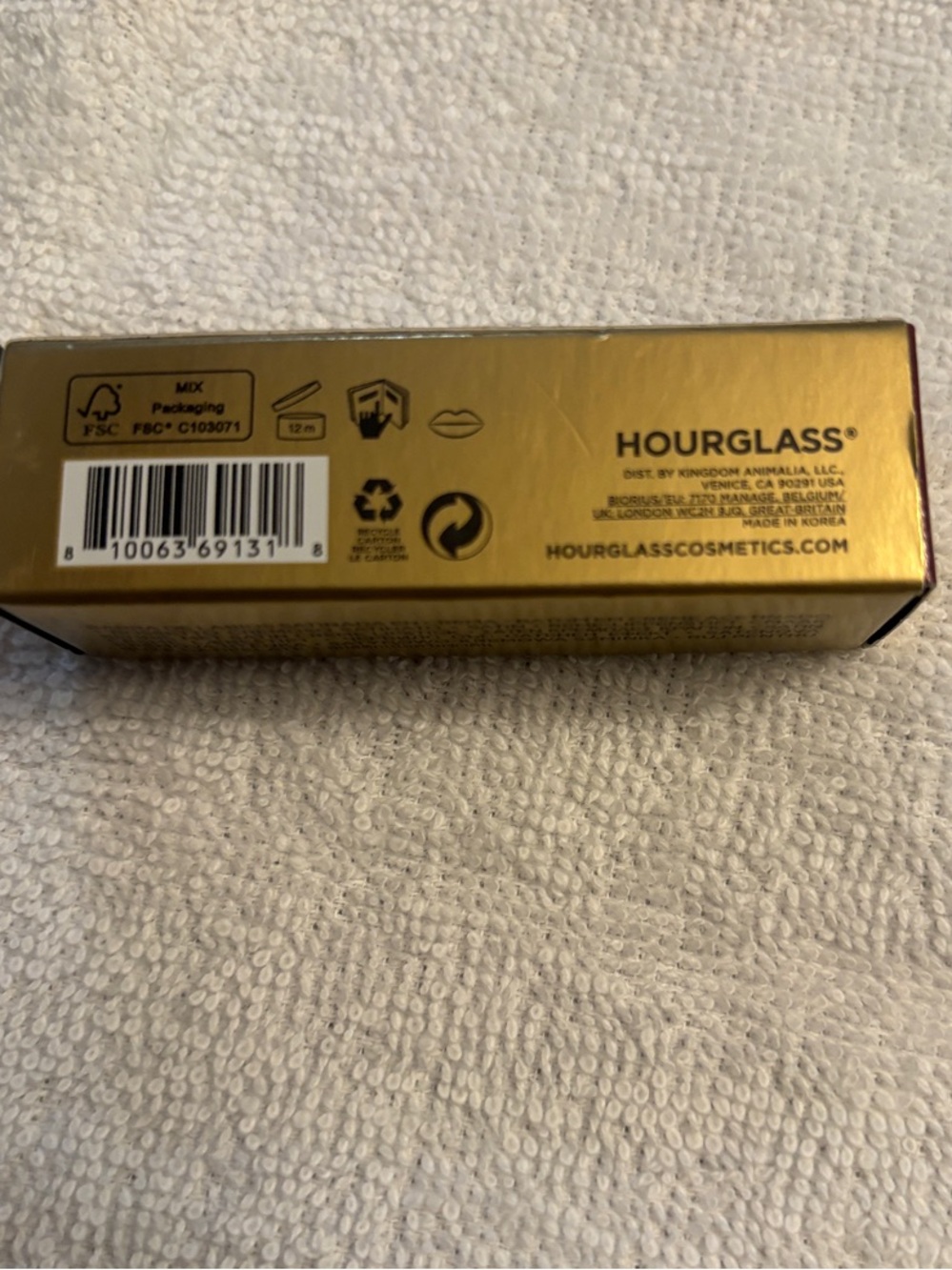 Hourglass Satin Crème Lipstick in Gold Packaging - Unlocked
